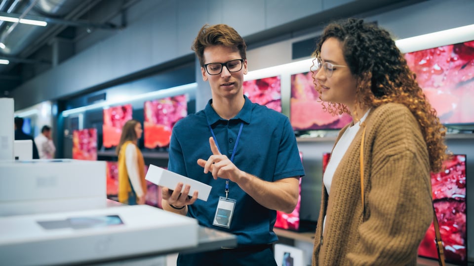 How AI Merchandising Turns Tech Browsers Into Buyers